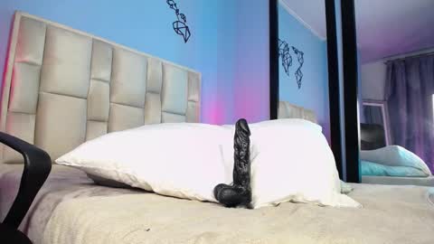 Ana online show from March 7, 4:12 am