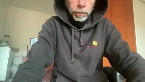 nakkkit online show from December 5, 8:35 am