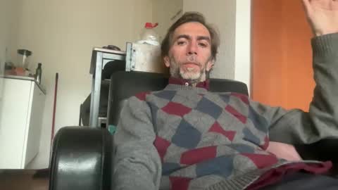 nakkkkitt online show from December 14, 2:23 pm