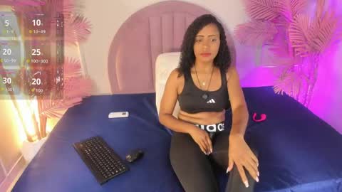 nalapalmer online show from May 17, 7:56 pm