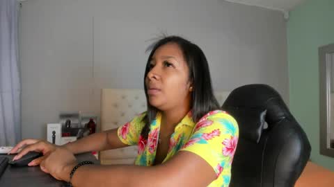 nami_sam online show from March 1, 12:45 pm