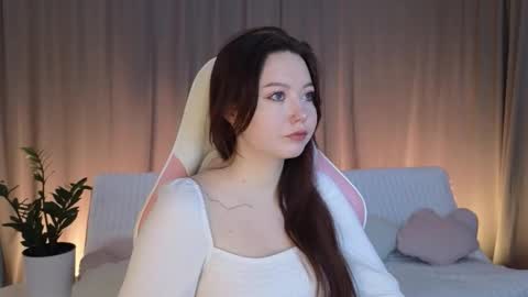 namihatter online show from November 20, 7:40 am