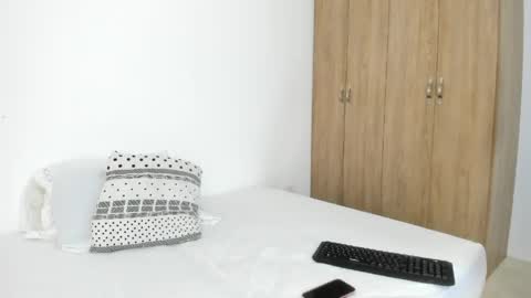 namimayers2 online show from April 26, 11:02 pm