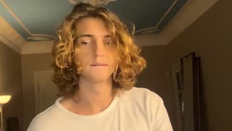 Georges online show from July 22, 6:32 pm