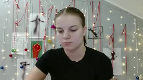 Nana online show from November 28, 10:00 am