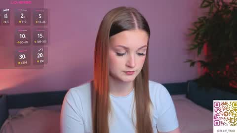 Maeve online show from June 20, 8:26 pm