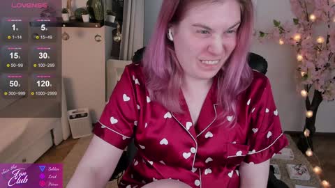 Nancy online show from January 10, 2:13 pm