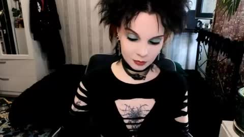 Nancy online show from July 5, 1:51 pm