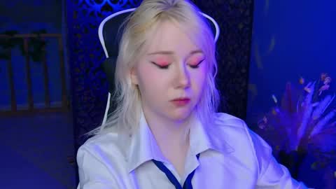 nancymartinez online show from February 22, 8:29 am