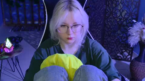 nancymartinez online show from March 7, 11:29 am