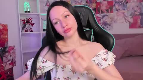 Naomi online show from February 4, 5:44 am