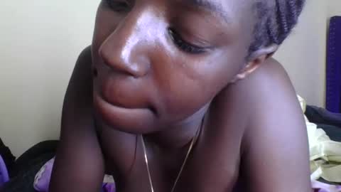 naomilittle905047 online show from December 13, 7:53 pm