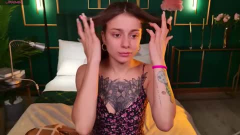 Naomi online show from October 3, 5:16 am