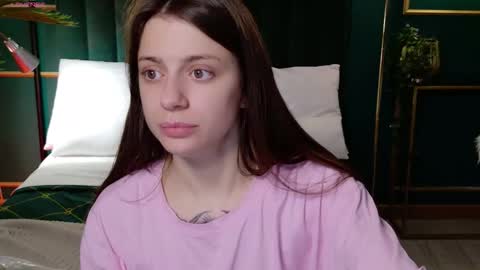 Naomi online show from October 13, 4:58 am