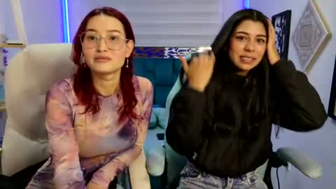 naomy online show from July 21, 8:11 pm