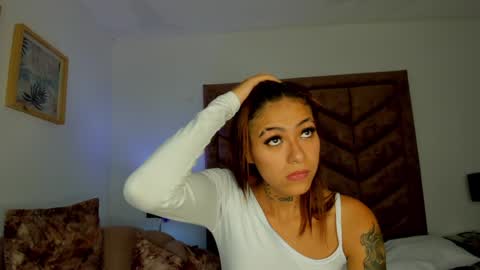 NaomyAndDany online show from December 4, 7:55 am