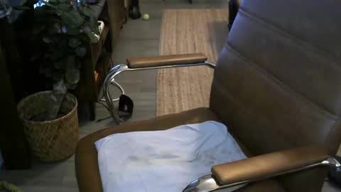 nareth338 online show from October 29, 2:24 am