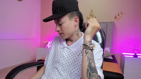 Nascary Fox online show from March 30, 1:11 pm