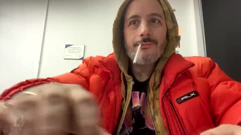 nassobout online show from February 13, 11:15 pm