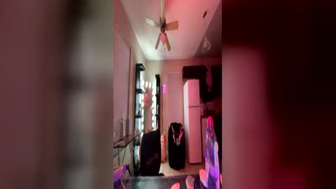 nasttyyynattt online show from June 13, 4:12 am