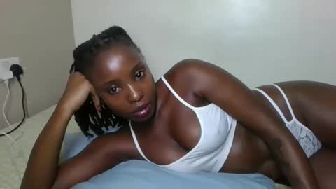 nastyivy1 online show from December 22, 7:09 pm