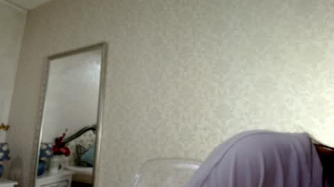Snapshot of natalia_peach chatting on January 10, 7:25 am Wild influence online show from January 10, 7:25 am