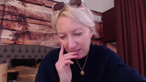 Natalie online show from November 21, 11:52 am