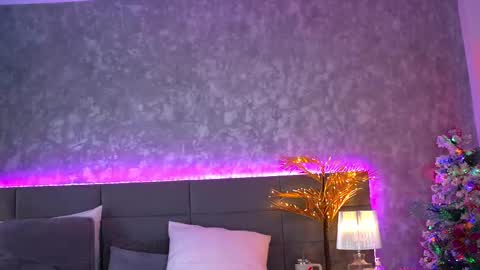 nataliedelices online show from November 26, 8:27 pm