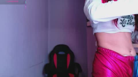 natalliapradas online show from October 31, 9:04 pm