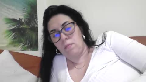 natally online show from November 10, 4:43 pm