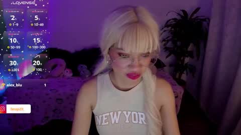 MissNatis online show from March 1, 2:38 am