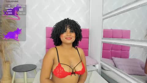 Naty online show from March 8, 4:06 pm