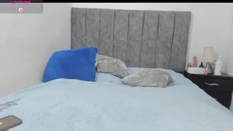 natalystevens online show from July 28, 4:39 pm