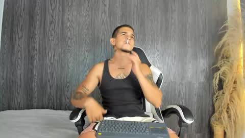 natan_77 online show from May 5, 1:50 pm