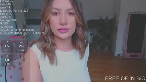 Natasha  will be online during the week of the 25th  online show from December 4, 12:08 pm