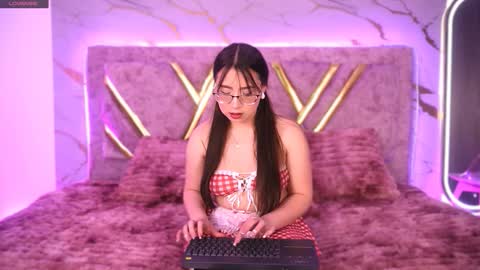 Natasha Vesper  online show from November 5, 12:18 pm