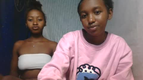 nathalia069 online show from June 17, 7:30 pm