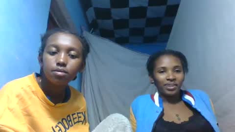 nathalia069 online show from July 4, 7:28 pm