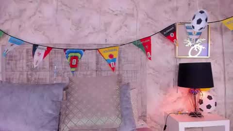 NathalyMoore online show from July 3, 8:46 pm