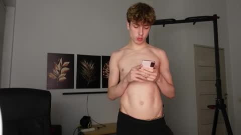 NATHAN RUSU online show from November 20, 9:01 pm