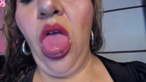 nathy  new independent account  online show from November 25, 3:22 pm