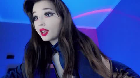 natsumi18 online show from February 8, 4:47 am