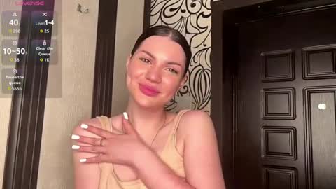 Juliana online show from May 24, 11:17 am