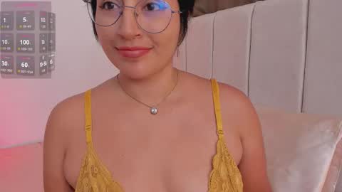 Nathalie online show from February 13, 8:23 pm