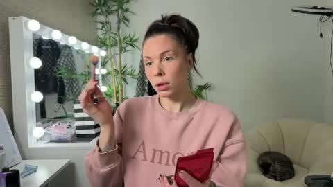 NATTY FIERROS online show from April 13, 5:17 pm