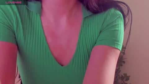 Snapshot of natural_form chatting on October 21, 8:19 am peach online show from October 21, 8:19 am