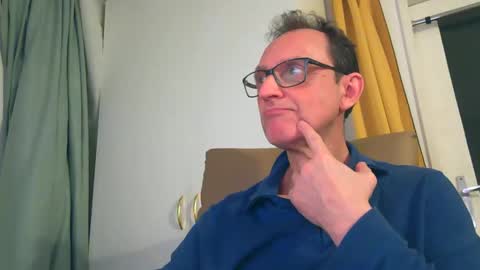 naturista25 online show from November 10, 7:38 pm