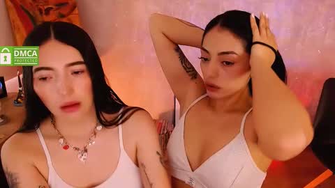 Snapshot of natval_ chatting on October 18, 11:25 am Natalia  Valeria online show from October 18, 11:25 am