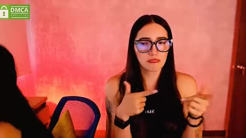 Snapshot of natval_ chatting on January 7, 11:26 am Natalia  Valeria online show from January 7, 11:26 am