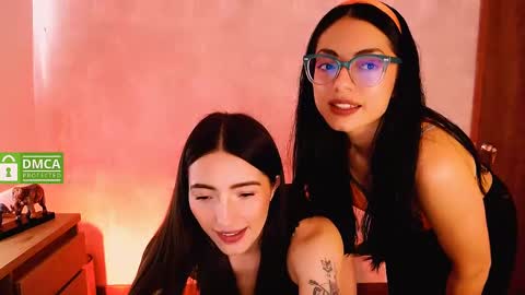 Snapshot of natval_ chatting on December 15, 1:11 pm Natalia  Valeria online show from December 15, 1:11 pm